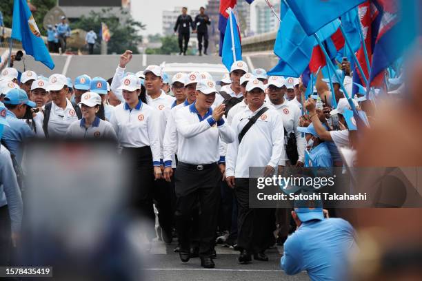 Hun Sameth Hun Sen Army Photos and Premium High Res Pictures - Getty Images