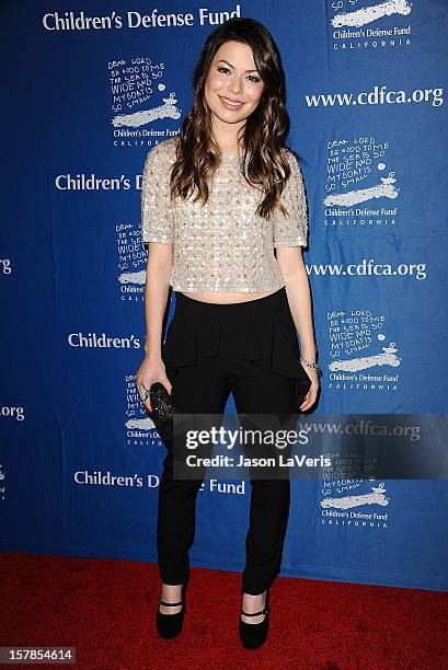 Actress Miranda Cosgrove attends the Children's Defense Fund's 22nd annual "Beat the Odds" Awards at the Beverly Hills Hotel on December 6, 2012 in...