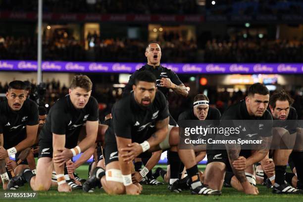 Aaron Smith of the All Blacks leads team mates in the Haka during the The Rugby Championship & Bledisloe Cup match between the Australia Wallabies...