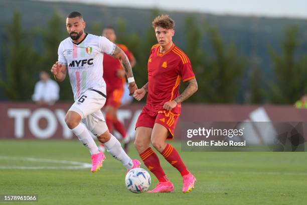 Roma player Nicola Zalewski in action during the pre-season friendly match between AS Roma and Estrela da Amadora at Estadio Municipal de Albufeira...