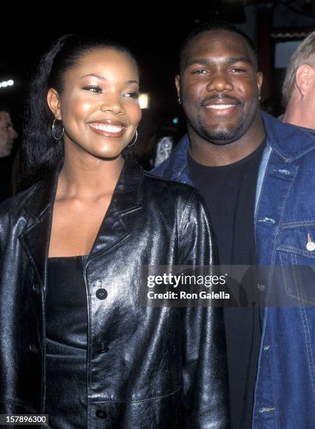 Actress Gabrielle Union and fiance athlete Chris Howard attend the "Save the Last Dance" Hollywood Premiere on January 9, 2001 at the Mann's Chinese...