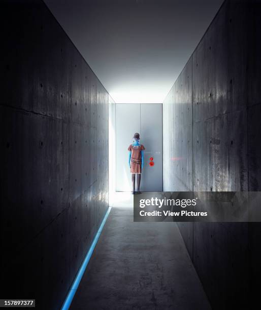 Design Sight [Design Museum], Tokyo, Japan, Architect Tadao Ando 21_21 Design Sight Internal Corridor With Mannequin.