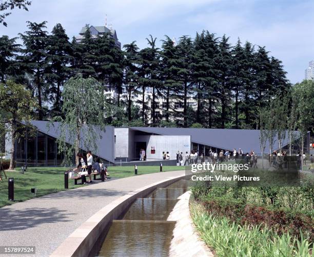 Design Sight [Design Museum], Tokyo, Japan, Architect Tadao Ando 21_21 Design Sight Overall Exterior View.