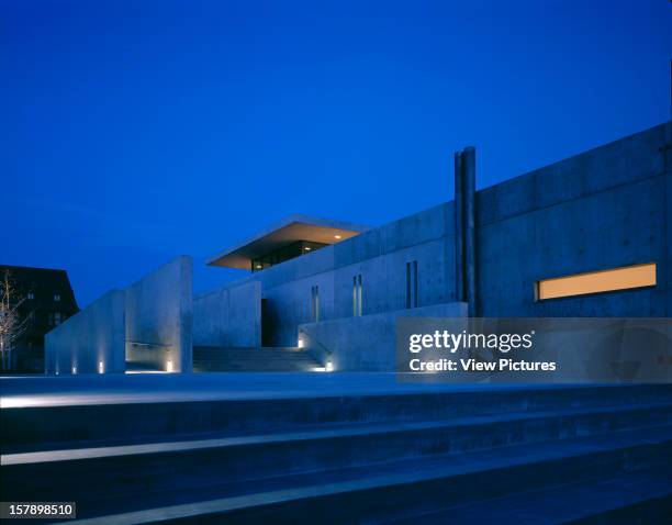 Pulitzer Foundation For The Arts, St Louis, United States, Architect Tadao Ando, Pulitzer Foundation For The Arts Portrait View Of Concrete And...