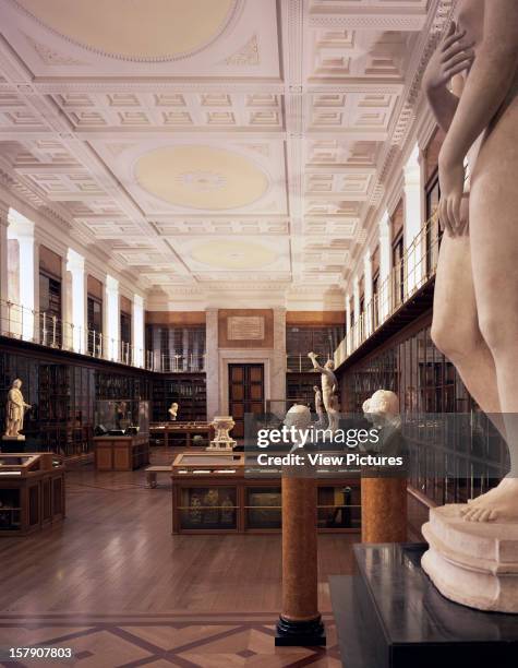 Kingly Library 35 British Museum Kings Library Stock Photos, High-Res Pictures, and ...