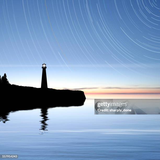 xxxl lighthouse con estrellas - north star fotografías e imágenes de stock