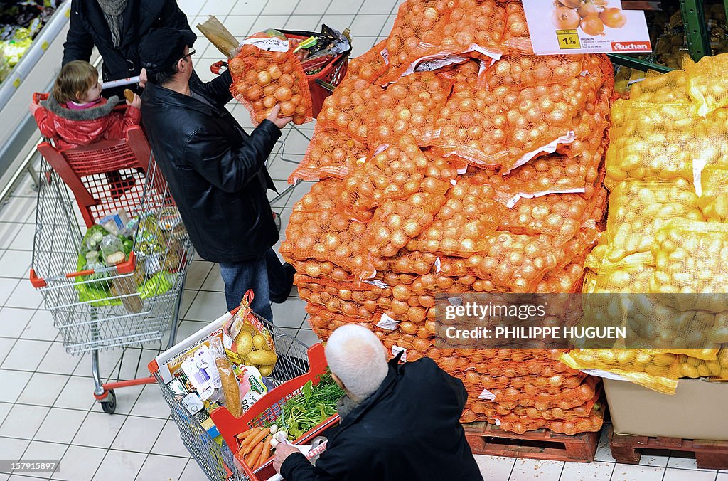 FRANCE-ECONOMY-CONSUMERISM