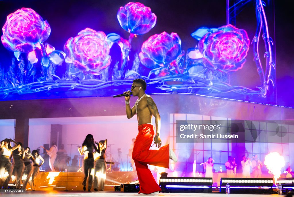 Wizkid Performs At The Tottenham Hotspur Stadium
