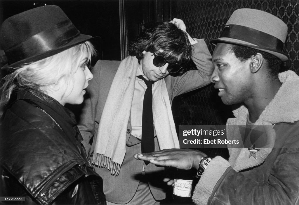 Debbie Harry And Chris Stein Of Blondie Talk Back Stage With Lynval debbie-harry-and-chris-stein-of-blondie-talk-back-stage-with-lynval