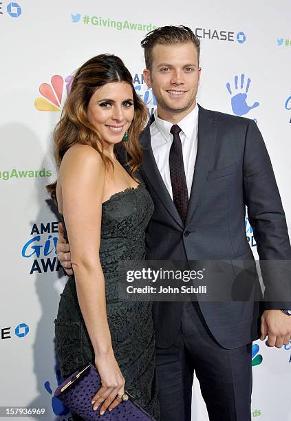 Presente and actress, Jamie-Lynn Sigler and Washington Nationals player, Cutter Dykstra arrive at the American Giving Awards presented by Chase held...