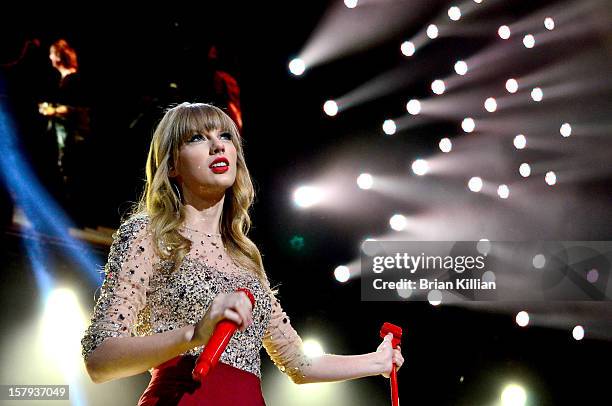 Singer Taylor Swift performs onstage during Z100's Jingle Ball 2012 presented by Aeropostale at Madison Square Garden on December 7, 2012 in New York...