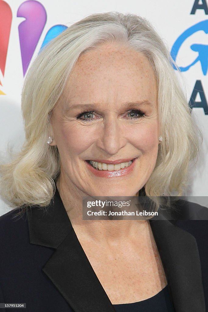 2nd Annual American Giving Awards - Arrivals