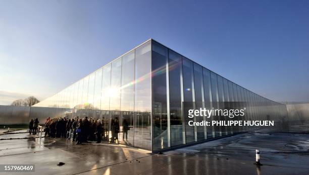 Geruïneerd vandaag zweer 228 Musee Du Louvre Lens Photos and Premium High Res Pictures - Getty Images