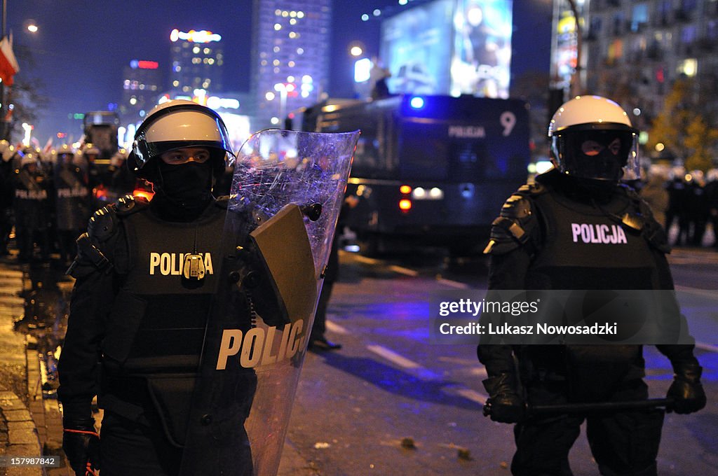 Two policemen in the street