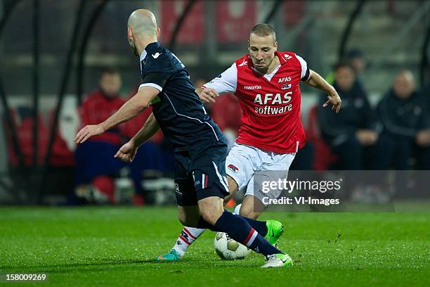 Danny Guijt of Willem II, Roy Beerens of AZ during the Dutch Eredivisie match between AZ Alkmaar and Willem II at the AFAS Stadium on December 08,...