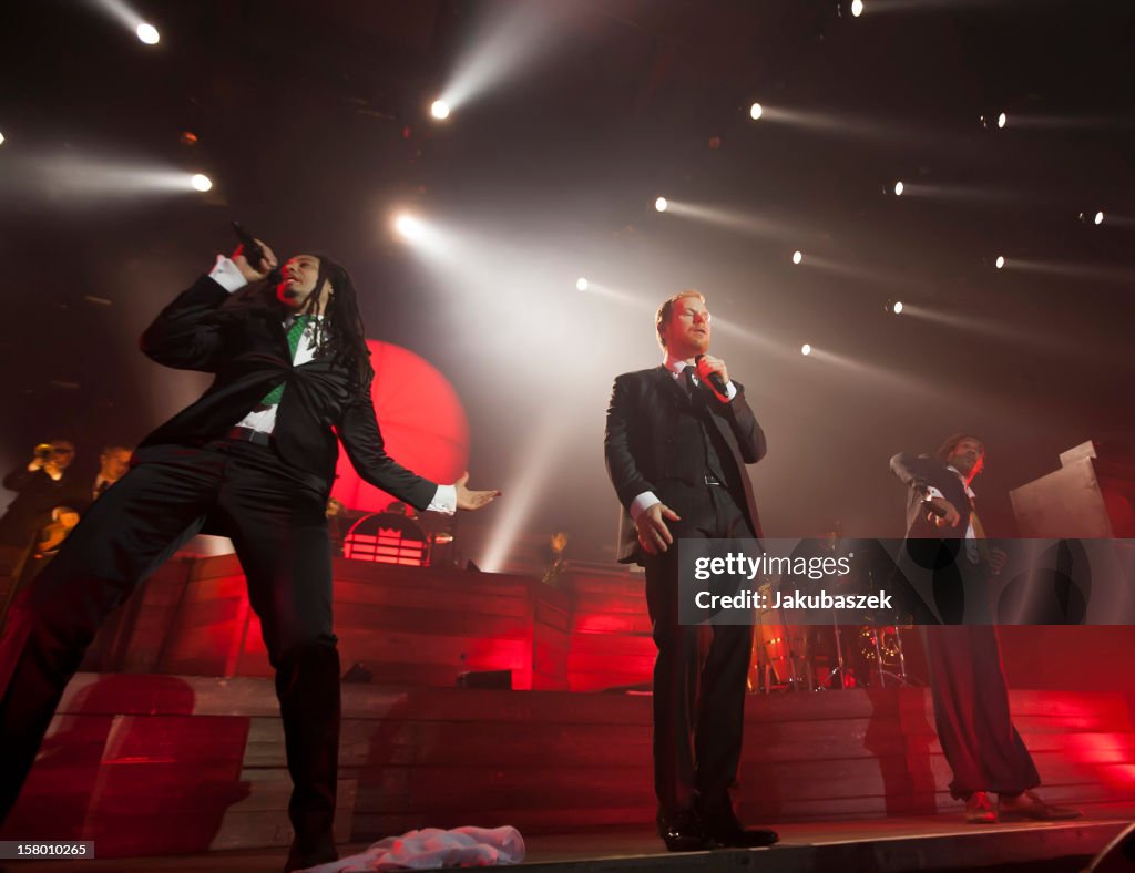 Seeed Singer Singers Delle, Peter Fox and Boundzound of the German reggae band ...