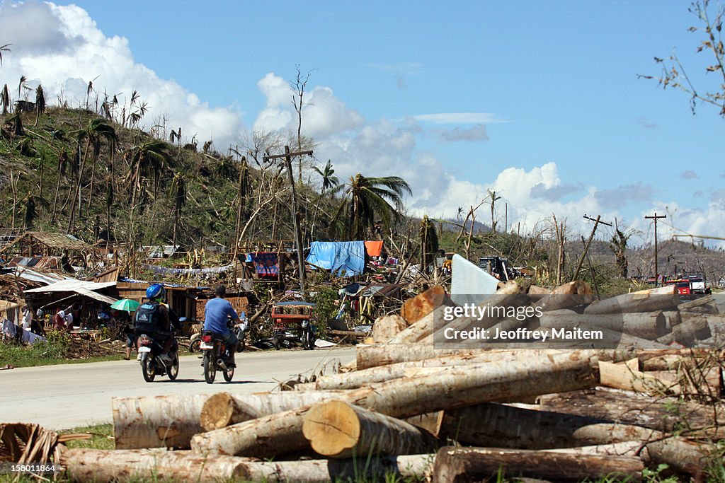 Death Toll Climbs As Typhoon Bopha Pounds Southern Philippines