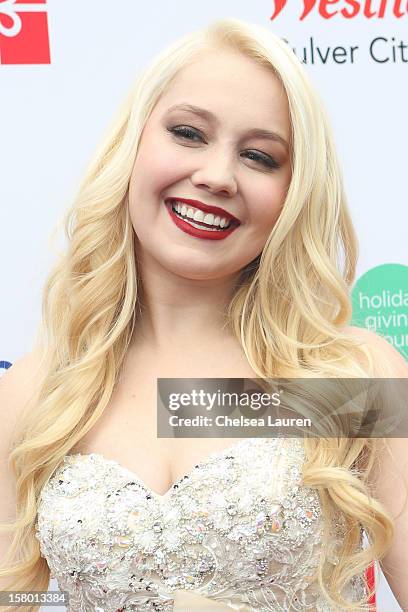 Singer RaeLynn arrives at the JCPenney 12 day holiday giving tour performance at JCPenney on December 8, 2012 in Culver City, California.