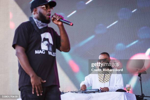 Talib Kweli and Madlib perform during the "Talib Kweli & Madlib" show on the Black Radio stage at the Blue Note Jazz Festival at Silverado Resort and...