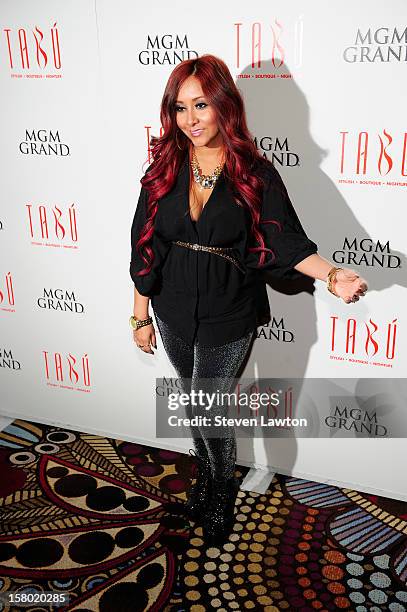 Television personality Nicole "Snooki" Polizzi arrives for a post-fight party at the Tabu Ultra Lounge at the MGM Grand Hotel/Casino on December 8,...