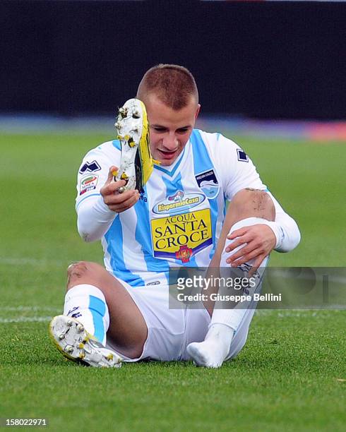 Vladimir Weiss of Pescara during the Serie A match between Pescara and Genoa CFC at Adriatico Stadium on December 9, 2012 in Pescara, Italy.