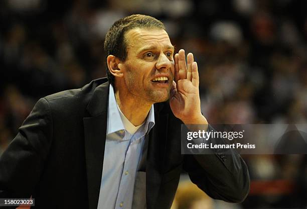 Michael Koch, head coach of Bonn reacts during the Beko Basketball match between FC Bayern Muenchen and Telekom Baskets Bonn at Audi-Dome on December...