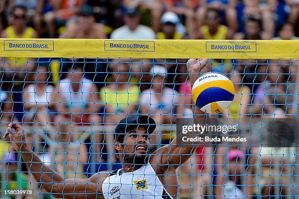 Moises in action during a beach volleyball match against the 6th stage of the season 2012/2013 Circuit Bank of Brazil at Copacabana Beach on December...