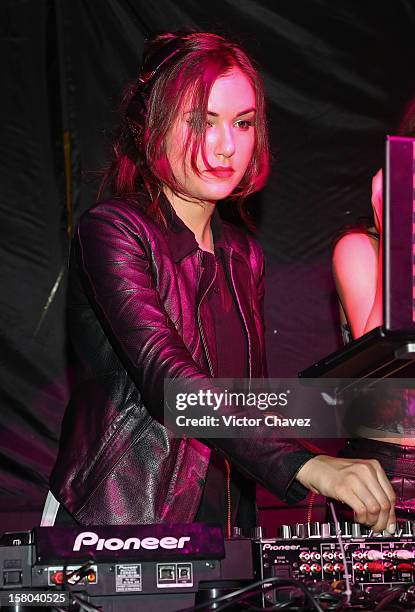 Actress Sasha Grey performs a DJ set at the Babiliona Show Center on December 9, 2012 in Mexico City, Mexico.