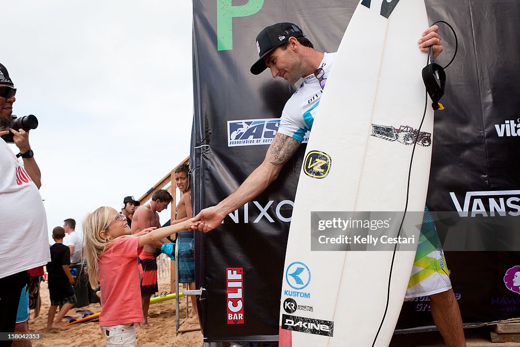 Billabong Pipe Masters