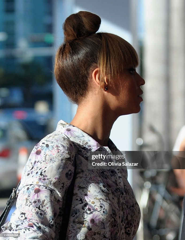 Beyonce Sighting In South Beach - December 9, 2012