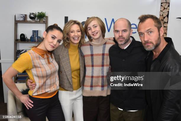 Oona Roche, Carrie Coon, Charlie Shotwell, Sean Durkin and Jude Law