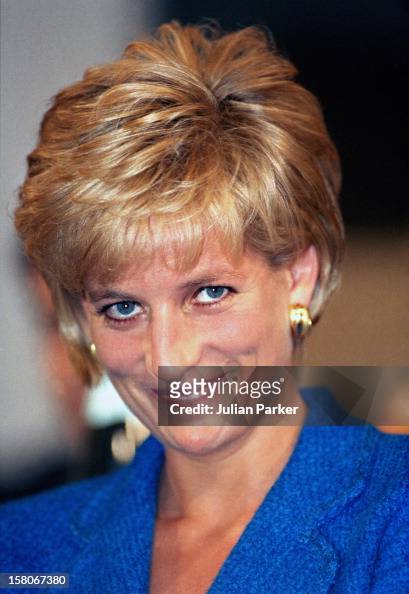 Diana, The Princess Of Wales, Attends The Pio Manzu Heath Conference ...