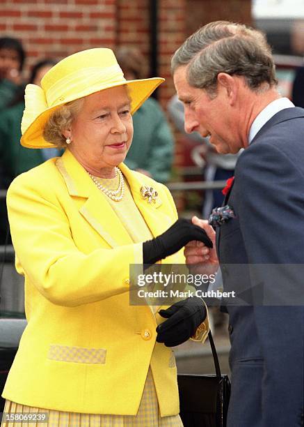 The Queen & Prince Of Wales Visit A Prince'S Trust Training Project For Young People, In West London. .