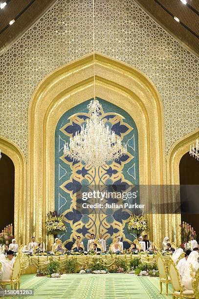 The Prince Of Wales The Duchess Of Cornwall Attend A Banquet At The Istana Nurul Iman Palace Hosted By The Sultan Of Brunei And His Two Wives, His...