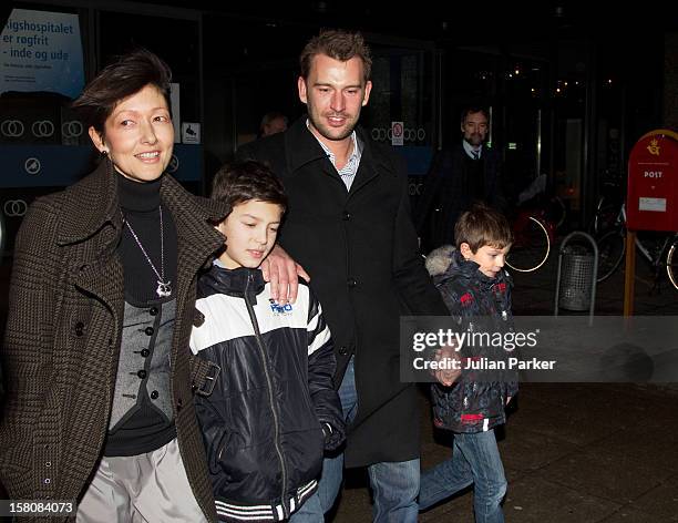 Alexandra, Countess Of Frederiksborg, With Her Children, Prince Nikolai, And Prince Felix, And Her Husband, Martin Jorgensen, After Their Visit To...