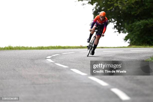 Marjolein Van 'T Geloof of The Netherlands and Team Human Powered Health sprints during the 2nd Tour de France Femmes 2023, Stage 8 a 22.6km...