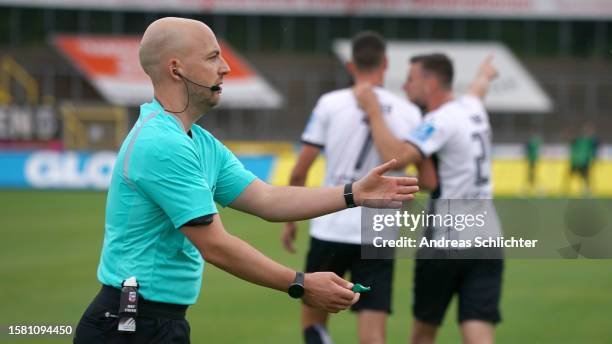 Referee Nicolas Winter during the 3. Liga match between SSV Ulm 1846 and 1. FC Saarbrücken at Donaustadion on August 6, 2023 in Ulm, Germany.