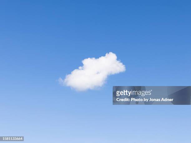little cloud - cotton cloud stock pictures, royalty-free photos & images
