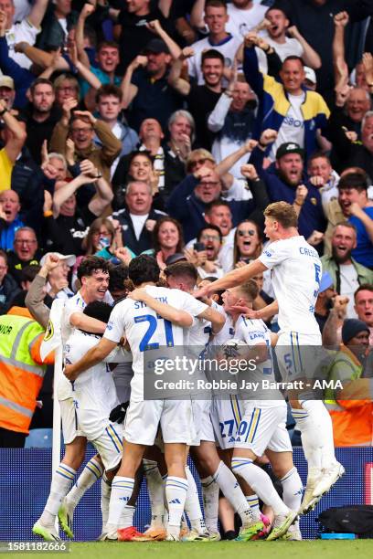 Crysencio Summerville of Leeds United celebrates after scoring a goal to make it 2-2 during the Sky Bet Championship match between Leeds United and...