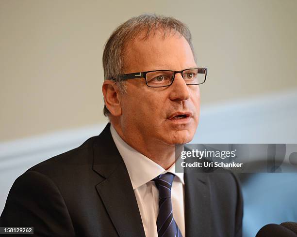 Attorney Jeff Herman speaks during a press conference regarding the forth child sex abuse claim against Elmo puppeteer Kevin Clash on December 10,...