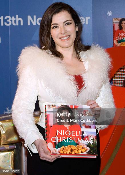 Nigella Lawson During A Photocall For A Signing Session Of Her Book 'Nigella Christmas: Food, Family, Friends And Festivities', At Waterstones In...