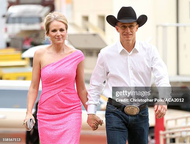 Singer Jewel and rodeo cowboy Ty Murray arrive at the 2012 American Country Awards at the Mandalay Bay Events Center on December 10, 2012 in Las...