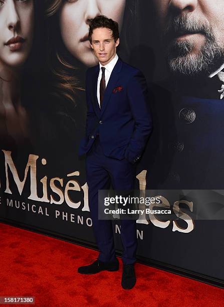 Eddie Redmayne attends the "Les Miserables" New York premiere at Ziegfeld Theater on December 10, 2012 in New York City.