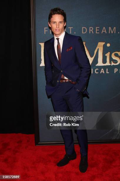 Eddie Redmayne attends the "Les Miserables" New York premiere at the Ziegfeld Theater on December 10, 2012 in New York City.