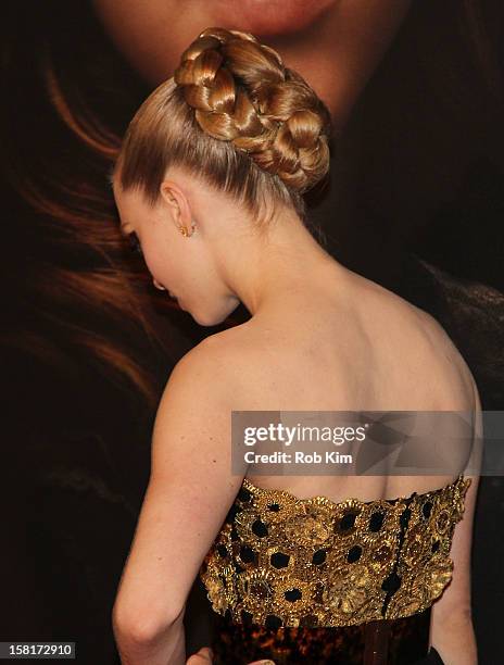 Amanda Seyfried attends the "Les Miserables" New York premiere at the Ziegfeld Theater on December 10, 2012 in New York City.