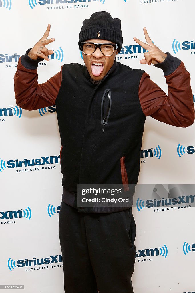 Bow Wow Rapper/actor Rapper/actor Bow Wow visits the SiriusXM Studios on December 10, 2012 ...