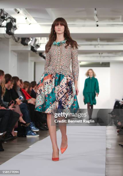 Model wearing Oscar de la Renta walks the runway during the Oscar de la Renta Pre-Fall 2013 Collection on December 10, 2012 in New York City.