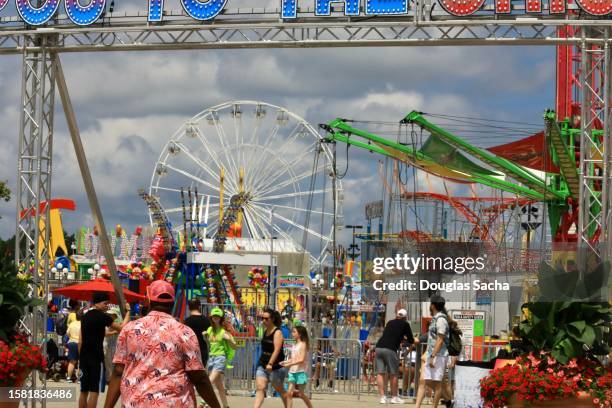 Mckay Midway Rides 93 Midway State Park Stock Photos, High-Res Pictures, and Images ...