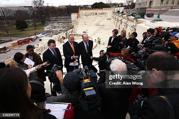 Chairman and Vice Chairman of the Joint Congressional Committee on Inaugural Ceremonies, U.S. Senators Charles Schumer and Lamar Alexander , and...