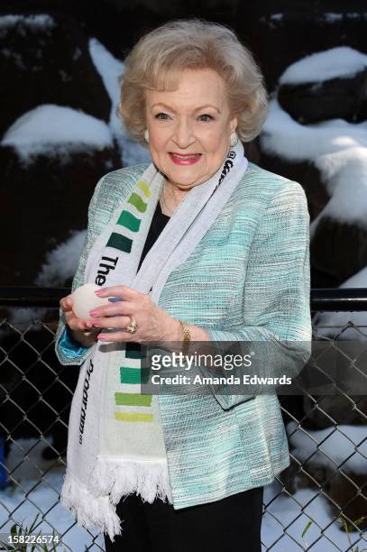 The Lifeline Program spokesperson Betty White hosts the "White Hot" Holiday Event at The Los Angeles Zoo on December 11, 2012 in Los Angeles,...